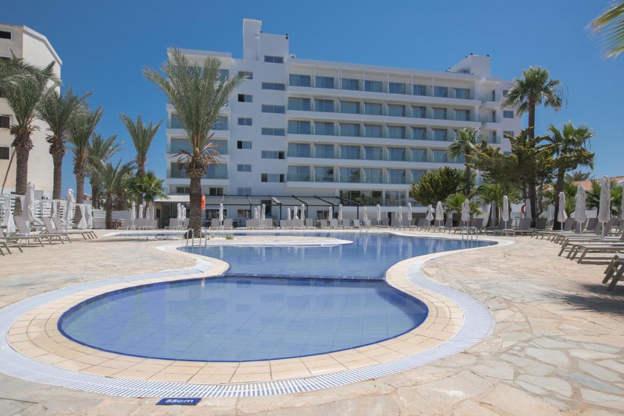 Bohemian Gardens Hotel Protaras Exterior photo