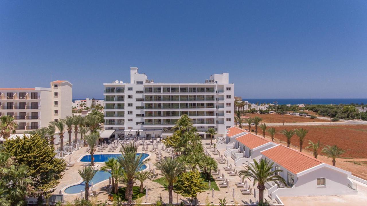 Bohemian Gardens Hotel Protaras Exterior photo