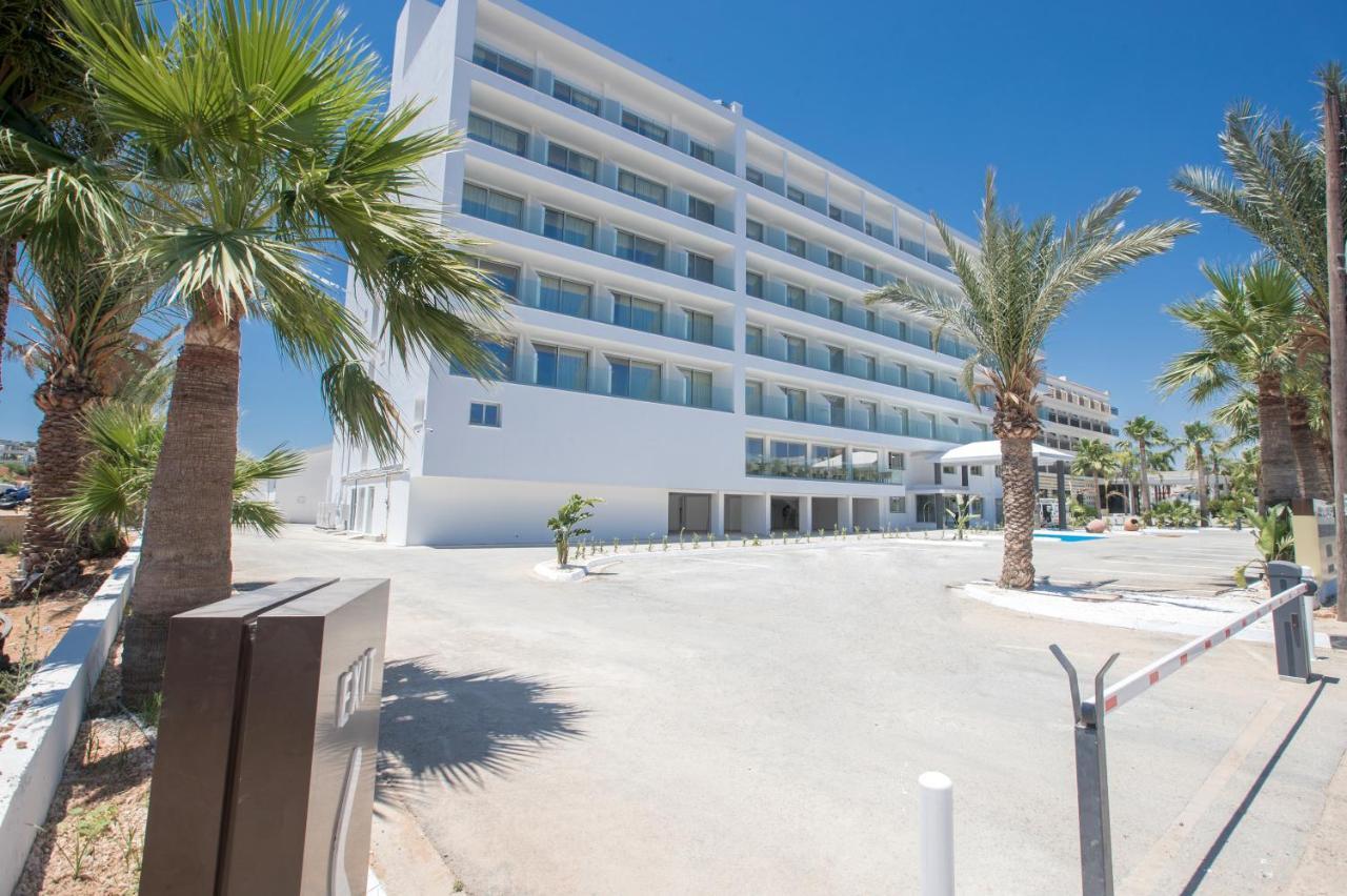 Bohemian Gardens Hotel Protaras Exterior photo