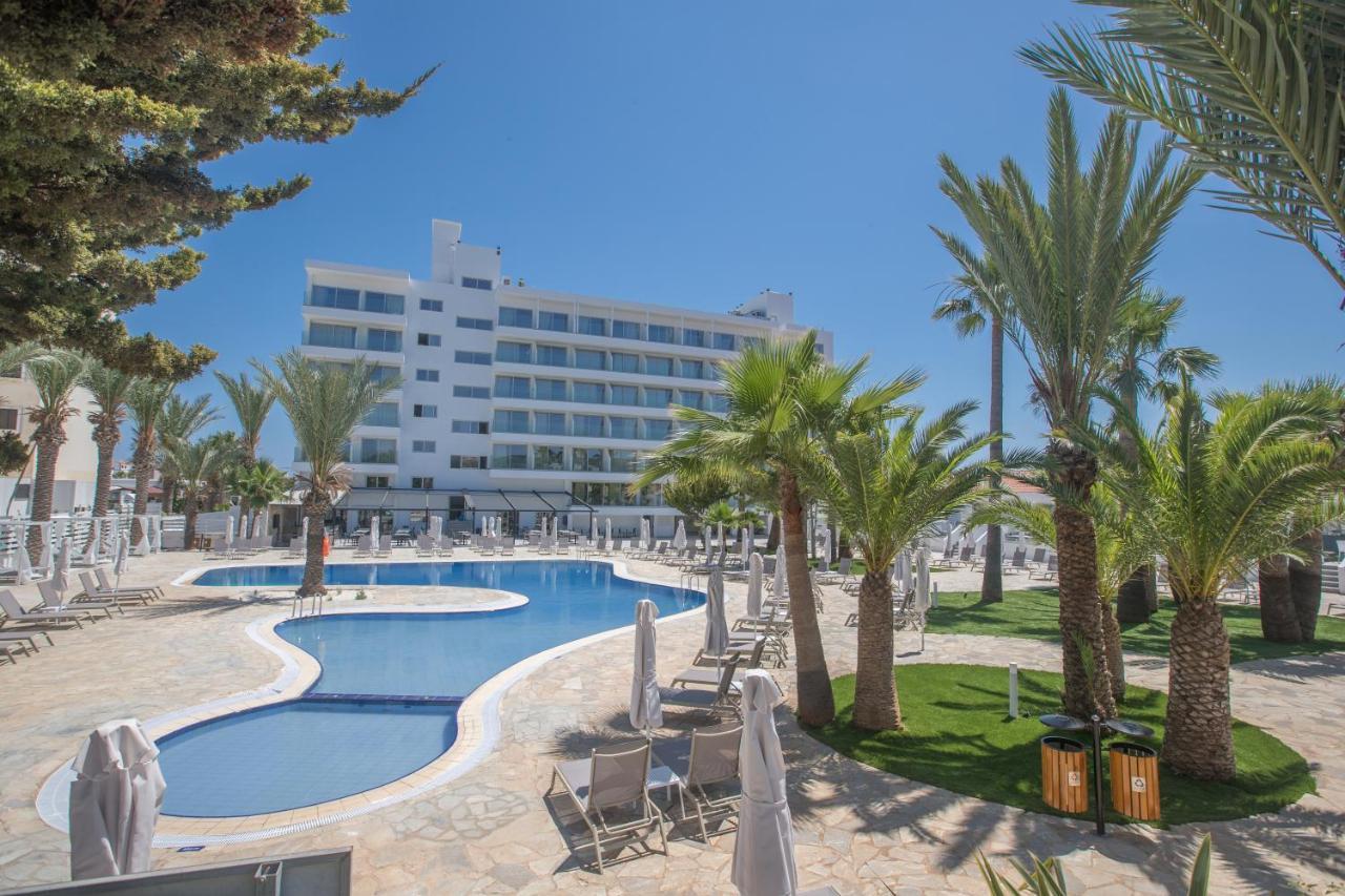 Bohemian Gardens Hotel Protaras Exterior photo