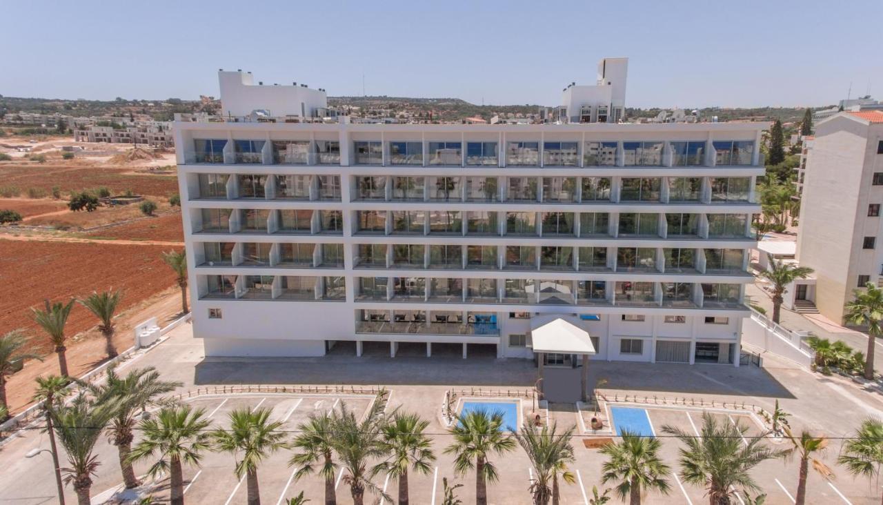 Bohemian Gardens Hotel Protaras Exterior photo