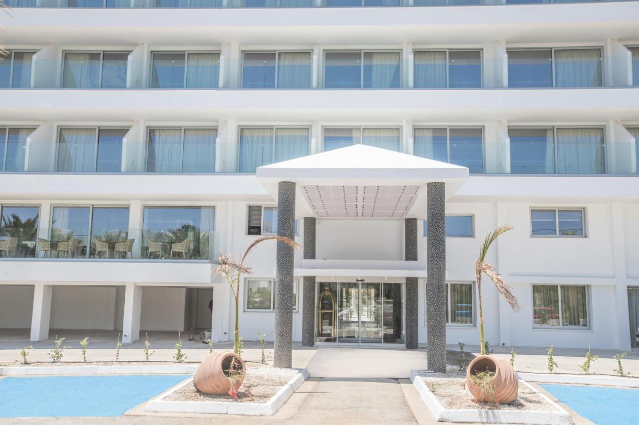 Bohemian Gardens Hotel Protaras Exterior photo